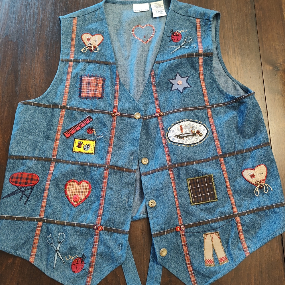 Vintage Bobbie Brooks Sz L Denim Vest Sewing Themed